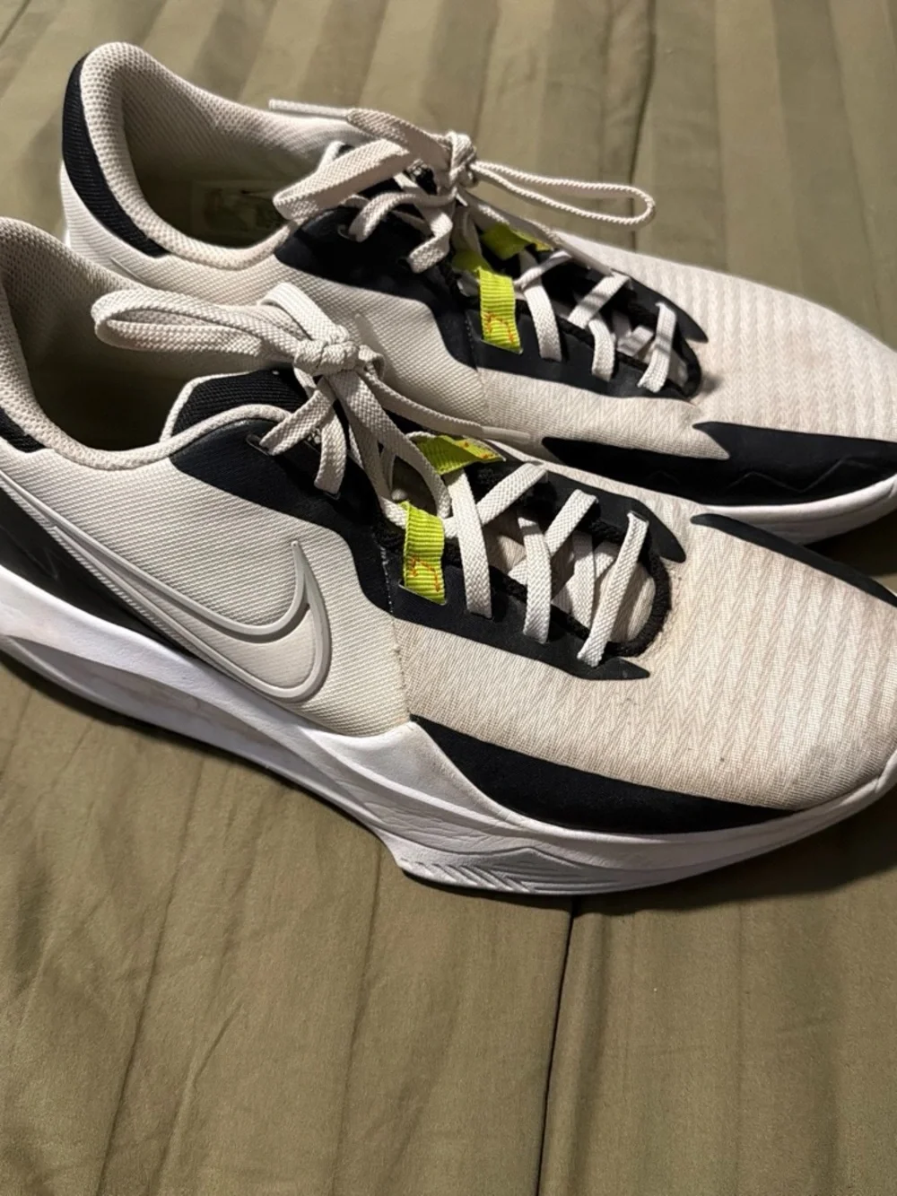 Nike Men’s White and Black Sneakers with Neon Yellow Accent
